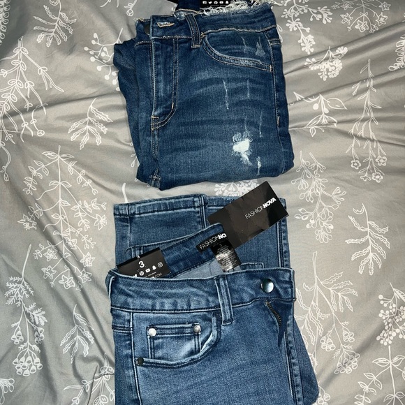Fashion Nova Denim - SIZE 3 fashion nova jeans